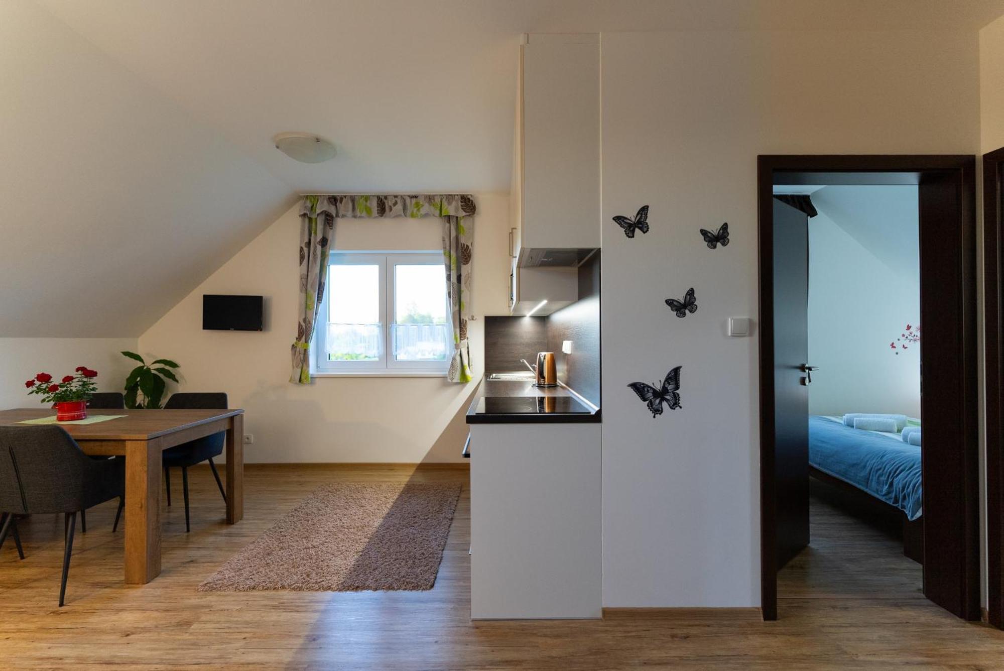 Apartmány Kohoutek a Slepička v Novohradských horách Nové Hrady Exterior foto